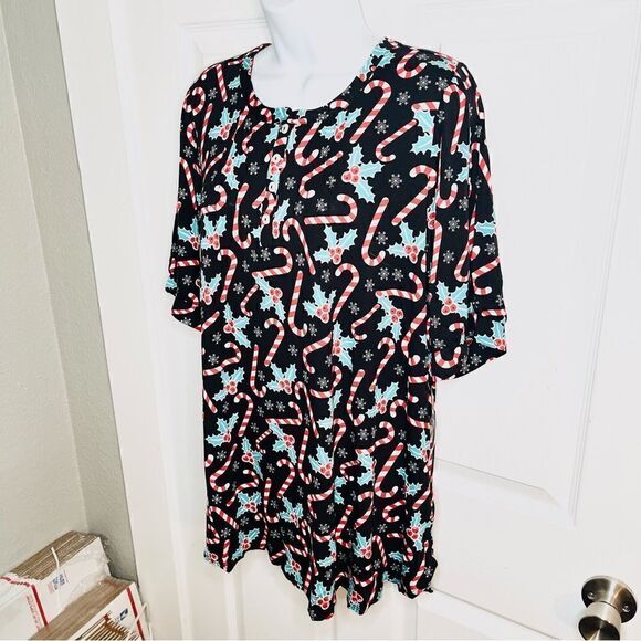 Modcloth Winning Them Over Short Sleeve Holiday Top Black Candy Cane 1X NWT - Picture 9 of 11